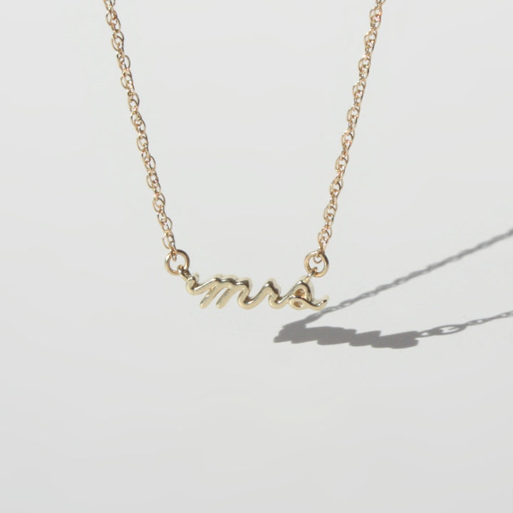 14K Gold Mrs Necklace