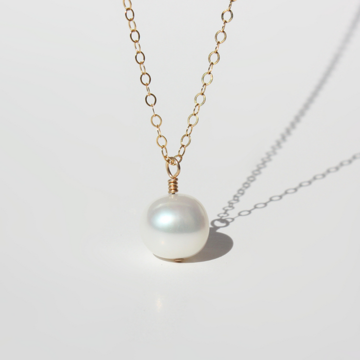 Pearl Necklace Gold