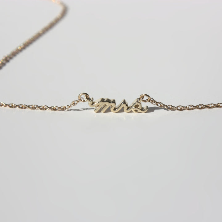 14K Gold Mrs Necklace