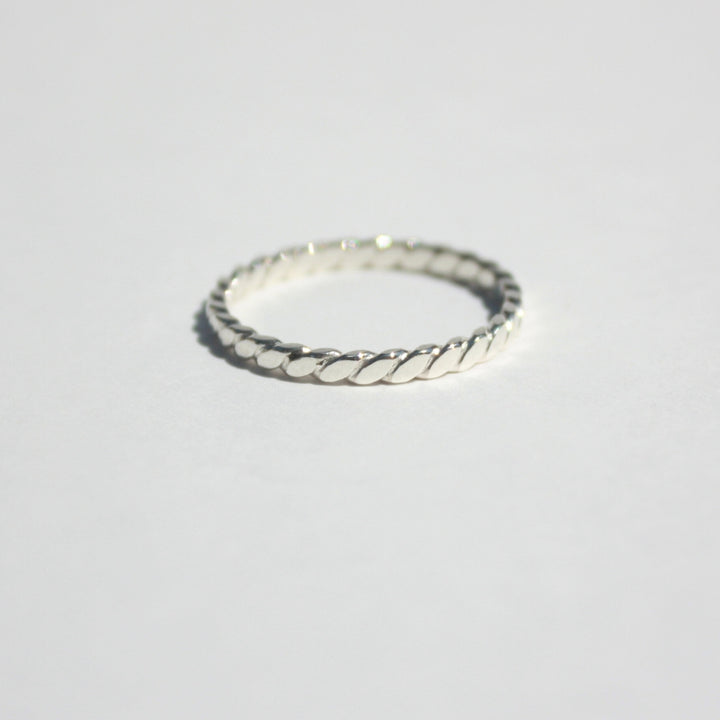 Flat Twist Ring Silver