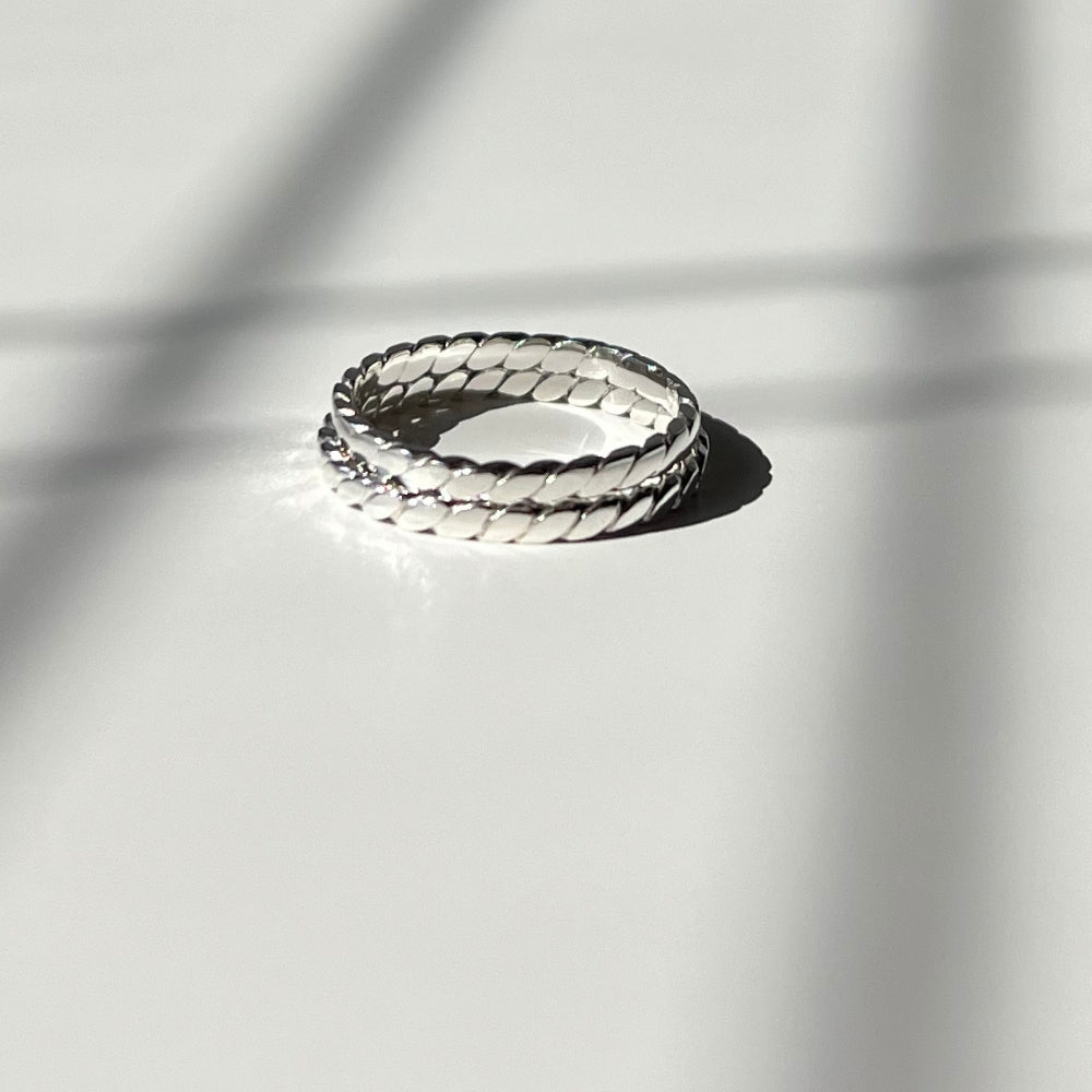 Flat Twist Ring Silver