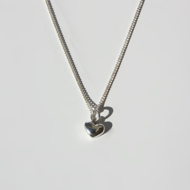 Tiny Sterling Silver Heart Necklace – Dainty Pendant on Curb Chain