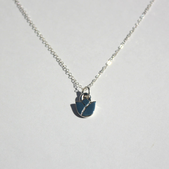 Tulip Necklace