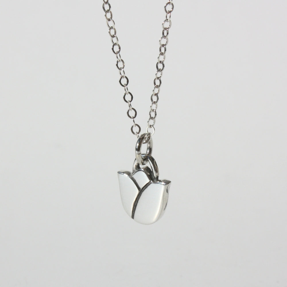 Tulip Necklace